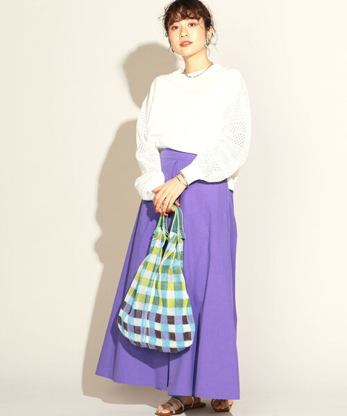 NOLLEY’S(ノーリーズ)の「袖透かし柄プルオーバーニット(ニット/セーター・レディース・ネイビー/オフホワイト・38)」の11枚目の写真