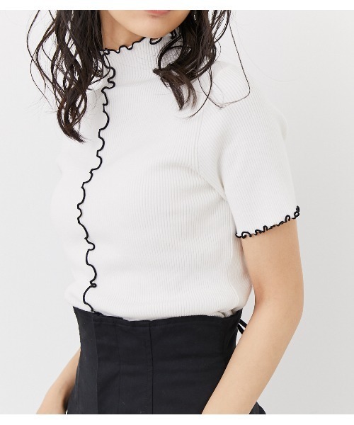 rienda（リエンダ）の「メローフリルリブニットトップス（ニット/セーター・レディース・ブラック/アイボリー/ライトブラウン・FREE）」の13枚目の写真