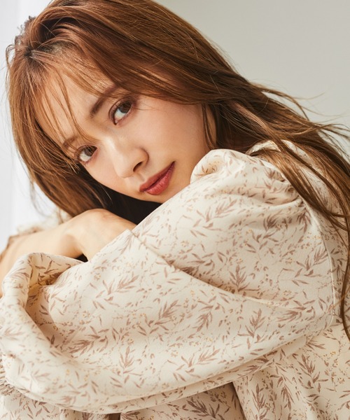 MADEMOISELLE ROPE'（マドモアゼル ロペ）の「<Natsuko Akahani>2way パフスリーブロングワンピース（ワンピース・レディース・ベージュ/オフホワイト/ライトグリーン・38）」の4枚目の写真