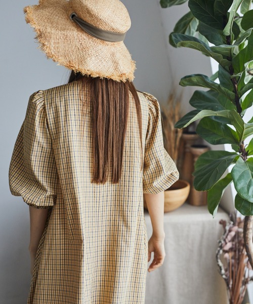 MADEMOISELLE ROPE'（マドモアゼル ロペ）の「<Natsuko Akahani>2way パフスリーブロングワンピース（ワンピース・レディース・ベージュ/オフホワイト/ライトグリーン・38）」の15枚目の写真