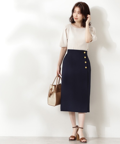 N.（N. Natural Beauty Basic）（エヌエヌナチュラルビューティーベーシック）の「タックスリーブコンパクトニット（ニット/セーター・レディース・ホワイト/ブラウン/レッド・MEDIUM）」の6枚目の写真