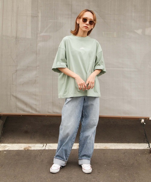 Piko（ピコ）の「【別注】【PIKO】 古着風 トロピカル ガール イージーケア 高密度ビッグシルエット アニメチックイラストTシャツ（Tシャツ/カットソー・メンズ・ホワイト/ブラック/ベージュ/ネイビー/ピンク/ブルー/グリーン・MEDIUM/LARGE）」の10枚目の写真