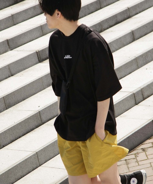 Piko（ピコ）の「【別注】【PIKO】 古着風 トロピカル ガール イージーケア 高密度ビッグシルエット アニメチックイラストTシャツ（Tシャツ/カットソー・メンズ・ホワイト/ブラック/ベージュ/ネイビー/ピンク/ブルー/グリーン・MEDIUM/LARGE）」の18枚目の写真