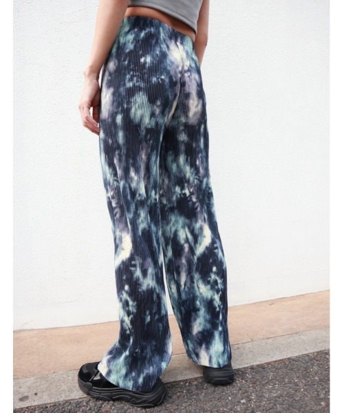 FIG&VIPER（フィグアンドバイパー）の「ダークタイダイプリーツPT（その他パンツ・レディース・ブルー/グリーン・FREE）」の3枚目の写真