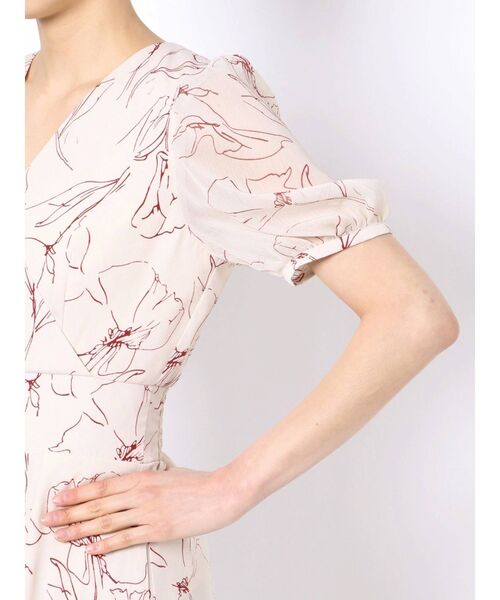 LAGUNAMOON（ラグナムーン）の「シアースリーブフラワーワンピース（ワンピース・レディース・アイボリー/ブラック/ターコイズブルー・SMALL/MEDIUM）」の21枚目の写真