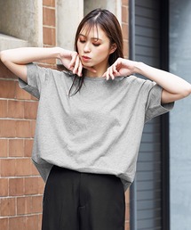 クルーネック綿100%半袖裾ラウンドTシャツ