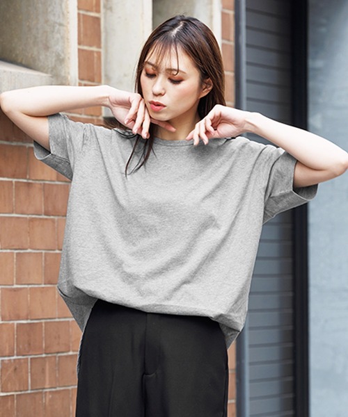 mili an deni(ミリアンデニ)の「クルーネック綿100%半袖裾ラウンドTシャツ(Tシャツ/カットソー・レディース・ベージュ/ブラック/チャコールグレー/オフホワイト/アッシュグレー/杢グレー・L/M)」の5枚目の写真