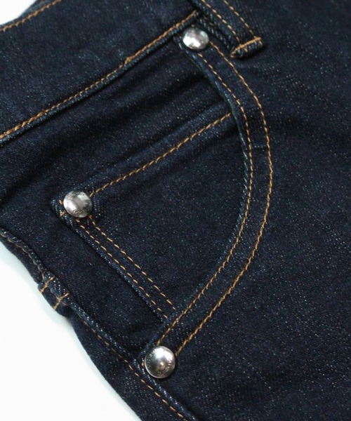 1 piu 1 uguale 3（ウノピゥウノウグァーレトレ）の「9 TAPERED (CHAIN)（デニムパンツ・メンズ・インディゴブルー・Ⅲ/Ⅳ/Ⅵ/Ⅴ）」の9枚目の写真