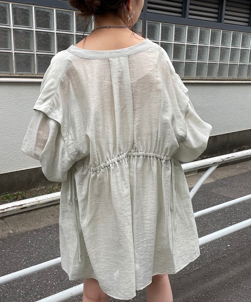 Chico（チコ）の「シアー2wayレイヤードデザインチュニック（シャツ/ブラウス・レディース・ミント/ブラック/ホワイト・FREE）」の7枚目の写真