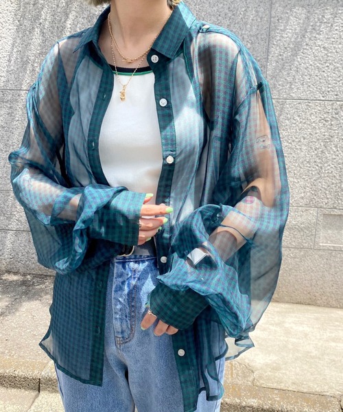 WHO'S WHO gallery（フーズフーギャラリー）の「シフォンギンガムシャツ（シャツ/ブラウス・レディース・ネイビー/ピンク/グリーン・FREE）」の6枚目の写真