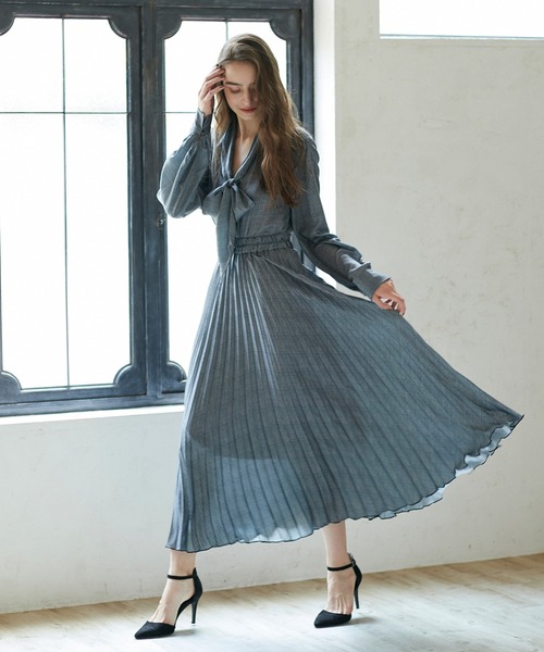 INED CLARO（イネドクラロ）の「《INED CLARO》プリーツロングスカート【セットアップ対応】（スカート・レディース・ブラック/ブラウン/グレー・フリー）」の3枚目の写真