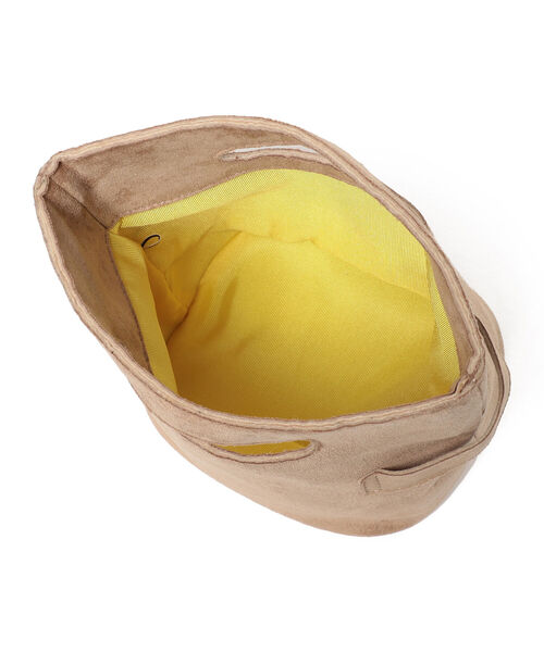 BEAMS BOY（ビームスボーイ）の「maturely / Felt Suede Tarp Bag S（ハンドバッグ・レディース・ベージュ・ONE SIZE）」の7枚目の写真