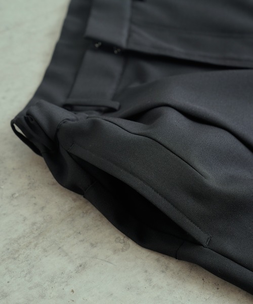 Lui's（ルイス）の「【オリジナルファブリック4×4セットアップシリーズ】 スーパーワイドパンツ（スラックス・メンズ・ブラック/ブロンズ・MEDIUM/SMALL）」の5枚目の写真