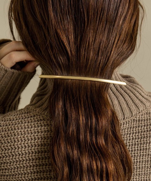 SMELLY（スメリー）の「メタルロングバーバレッタ（バレッタ/ヘアクリップ・レディース・ゴールド・-）」の7枚目の写真