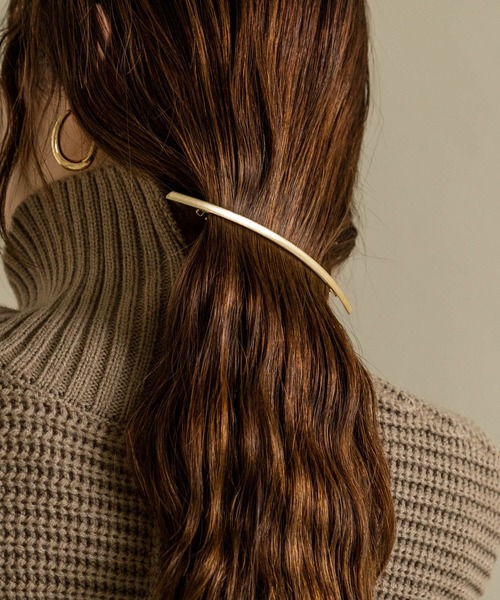 SMELLY（スメリー）の「メタルロングバーバレッタ（バレッタ/ヘアクリップ・レディース・ゴールド・-）」の8枚目の写真