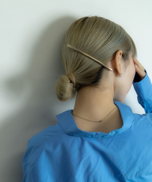 SMELLY（スメリー）の「メタルロングバーバレッタ（バレッタ/ヘアクリップ・レディース・ゴールド・-）」の13枚目の写真