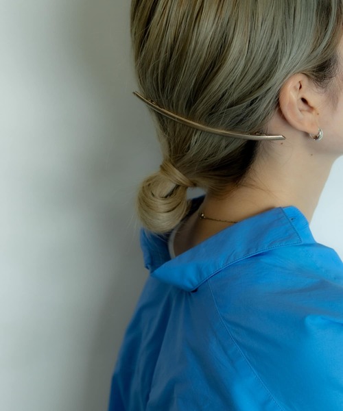 SMELLY（スメリー）の「メタルロングバーバレッタ（バレッタ/ヘアクリップ・レディース・ゴールド・-）」の14枚目の写真
