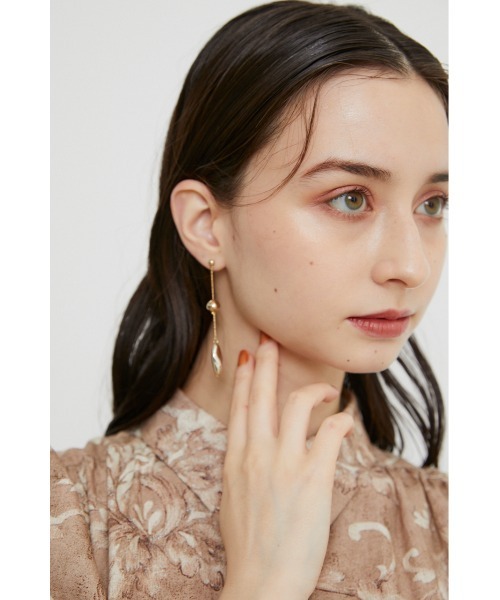 rienda（リエンダ）の「ランダムメタルピアス（ピアス（両耳用）・レディース・ゴールド/シルバー・SMALL）」の5枚目の写真