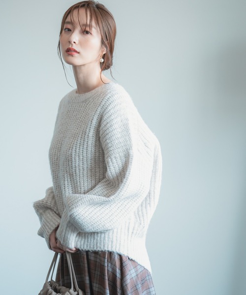 Andemiu（アンデミュウ）の「カタアゼニット216859（ニット/セーター・レディース・ブラウン/ブルー/アイボリー・FREE）」の2枚目の写真