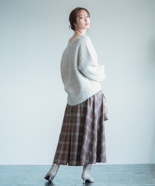 Andemiu（アンデミュウ）の「カタアゼニット216859（ニット/セーター・レディース・ブラウン/ブルー/アイボリー・FREE）」の4枚目の写真