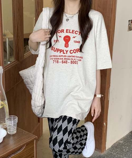 Bifrost(ビフレスト)の「プリントTシャツ(Tシャツ/カットソー・レディース・ホワイト/ライトグレー/レッド・L/XL)」の10枚目の写真