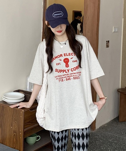 Bifrost(ビフレスト)の「プリントTシャツ(Tシャツ/カットソー・レディース・ホワイト/ライトグレー/レッド・L/XL)」の5枚目の写真
