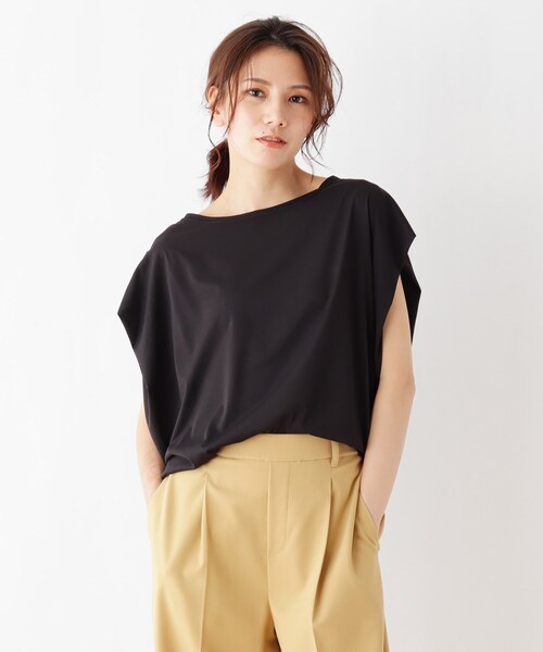 SHOO・LA・RUE（シューラルー）の「◆脇タックドルマンプルオーバー（Tシャツ/カットソー・レディース・ブラック/ライトブルー/ブラウン系・03/02/04）」の2枚目の写真