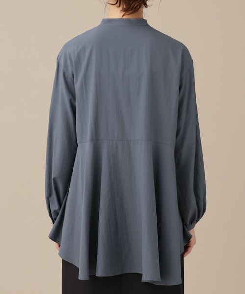 NANO universe（ナノユニバース）の「ペプラムフレアブラウス 長袖（シャツ/ブラウス・レディース・ライトパープル/オフホワイト/チャコール・36/38）」の15枚目の写真