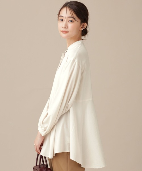 NANO universe（ナノユニバース）の「ペプラムフレアブラウス 長袖（シャツ/ブラウス・レディース・ライトパープル/オフホワイト/チャコール・36/38）」の14枚目の写真