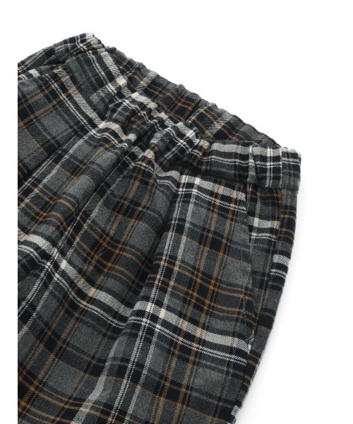 Ocean&Ground（オーシャン&グラウンド）の「チェックテーパードタックパンツ（80～140cm）（その他パンツ・キッズ・グレー/キャメル・90/100/110/120/130/95/140）」の4枚目の写真