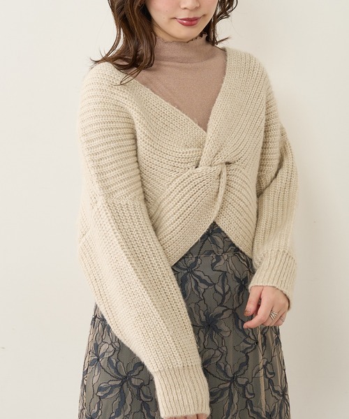 natural couture（ナチュラルクチュール）の「ほんのりラメメローカットタートル（Tシャツ/カットソー・レディース・ベージュ/ピンク/ブラック/オフホワイト・FREE）」の3枚目の写真