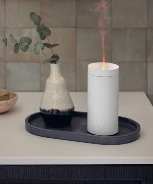 まるでキャンドルなアロマディフューザー Lucy / Stadler Form（生活家電）｜Stadlerform（スタドラフォーム）