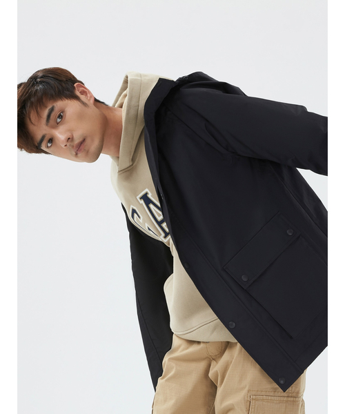 GAP(ギャップ)の「ボタンフロント アノラック(マウンテンパーカー・メンズ・ブラック/カーキ・M/L/S/XL/XS)」の12枚目の写真