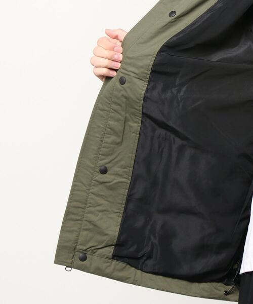 GAP(ギャップ)の「ボタンフロント アノラック(マウンテンパーカー・メンズ・ブラック/カーキ・M/L/S/XL/XS)」の4枚目の写真