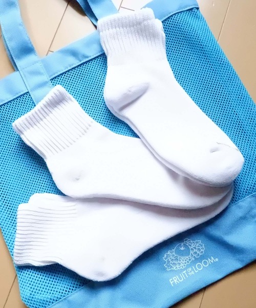 FRUIT OF THE LOOM(フルーツオブザルーム)の「【FRUIT OF THE LOOM】クォーター丈 ベーシック 3Pソックス / つま先 先端 ブランドロゴ入り(ソックス/靴下・メンズ・マルチ/ブラック/ホワイト・23cm~25cm/25cm~27cm)」の2枚目の写真