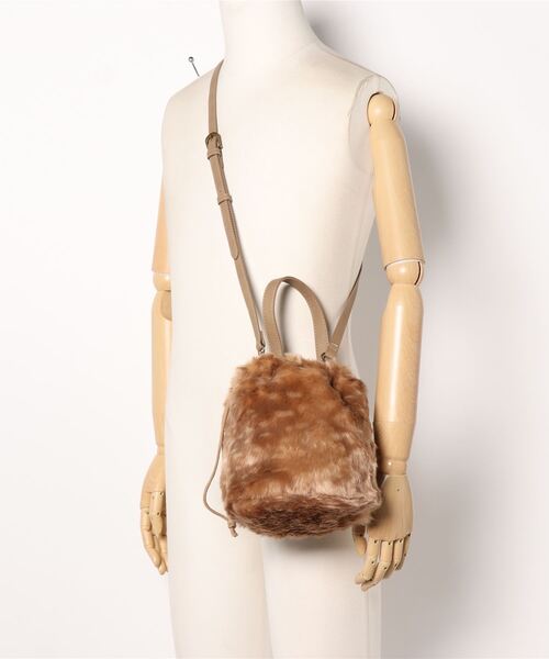 Samansa Mos2（サマンサ モスモス）の「エコファー巾着ショルダーバッグ（ショルダーバッグ・レディース・モカ/キャメル・ﾌﾘ-）」の6枚目の写真