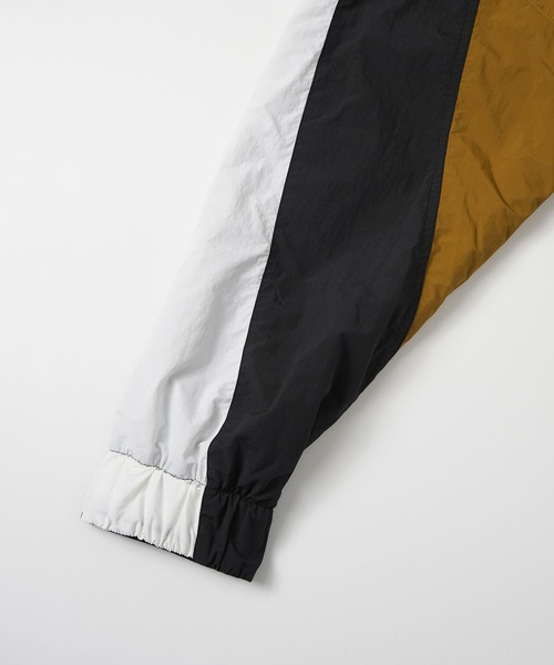 X-girl（エックスガール）の「REVERSIBLE JERSEY JACKET（ナイロンジャケット・レディース・ブラック/ベージュ/グリーン・S/M）」の14枚目の写真