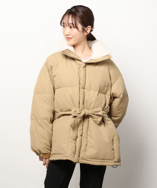 SUPP. no one else （サップノーワンエルス）の「SUPP. no one else (サップノーワンエルス) 　高密度タッサー撥水2wayボアダウンジャケット/326-5006（ステンカラーコート・レディース・ベージュ/オリーブ・FREE）」の4枚目の写真