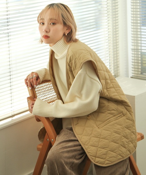 Chillfar（チルファー）の「キルティングベストジレ（ダウンベスト