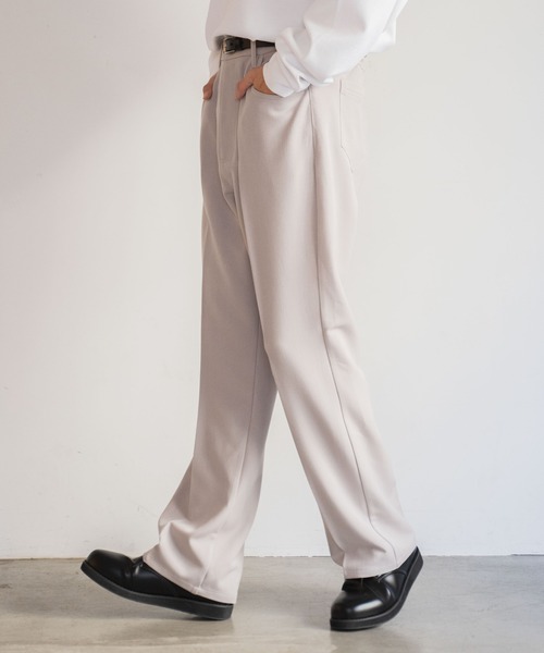 WEGO（ウィゴー）の「WEGO/セミフレアスラックス（スラックス・メンズ・ライトグレー/ロイヤルブルー/アイボリー/グリーン/ブラック/レッド/グレー・LARGE/SMALL/MEDIUM）」の4枚目の写真