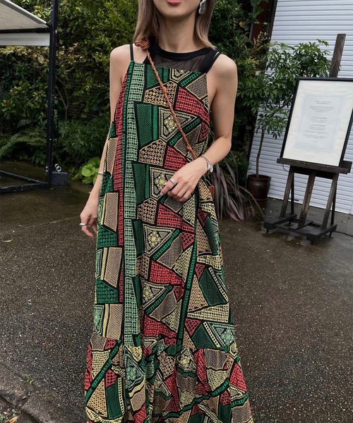 Ameri(アメリ)の「MESH MINIMAL TANK TOP(タンクトップ・レディース・ホワイト/ブラック/ブラウン/ブルー・FREE)」の7枚目の写真