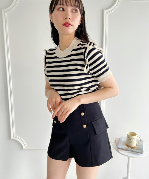 Loueme（ルエム）の「ゴールドボタンハイウエストショートパンツ（その他パンツ・レディース・ブラック/ブラウン・FREE/M/S）」の7枚目の写真