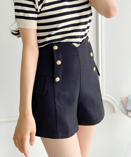 Loueme（ルエム）の「ゴールドボタンハイウエストショートパンツ（その他パンツ・レディース・ブラック/ブラウン・FREE/M/S）」の5枚目の写真