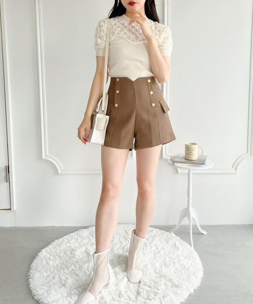 Loueme（ルエム）の「ゴールドボタンハイウエストショートパンツ（その他パンツ・レディース・ブラック/ブラウン・FREE/M/S）」の12枚目の写真