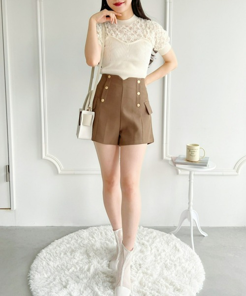 Loueme（ルエム）の「ゴールドボタンハイウエストショートパンツ（その他パンツ・レディース・ブラック/ブラウン・FREE/M/S）」の13枚目の写真