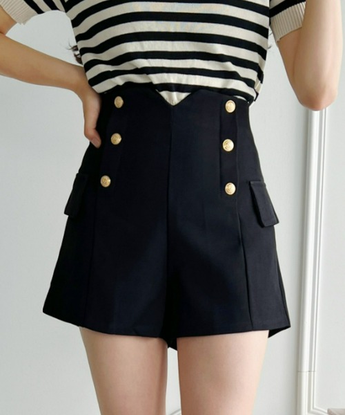 Loueme（ルエム）の「ゴールドボタンハイウエストショートパンツ（その他パンツ・レディース・ブラック/ブラウン・FREE/M/S）」の4枚目の写真