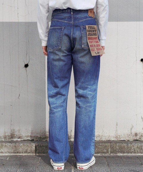 FULLCOUNT（フルカウント）の「FULL COUNT（フルカウント)  1102 Fade Straight Denim（デニムパンツ・メンズ・インディゴブルー・34/32/30）」の3枚目の写真