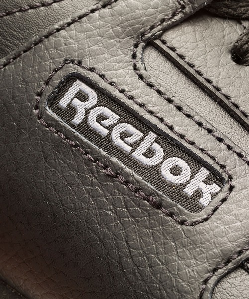 Reebok(リーボック)の「STRENGTH /(スニーカー・メンズ・ブラック×グレー/ホワイト・24.0cm/27.0cm/22.5cm/25.5cm/26.0cm/28.5cm/27.5cm/23.0cm/28.0cm/23.5cm/26.5cm/29.0cm/25.0cm/24.5cm/29.5cm/31cm/30.0cm)」の6枚目の写真