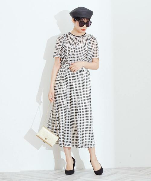 Tiara（ティアラ）の「Konpeitoドップリントフレアスリーブ