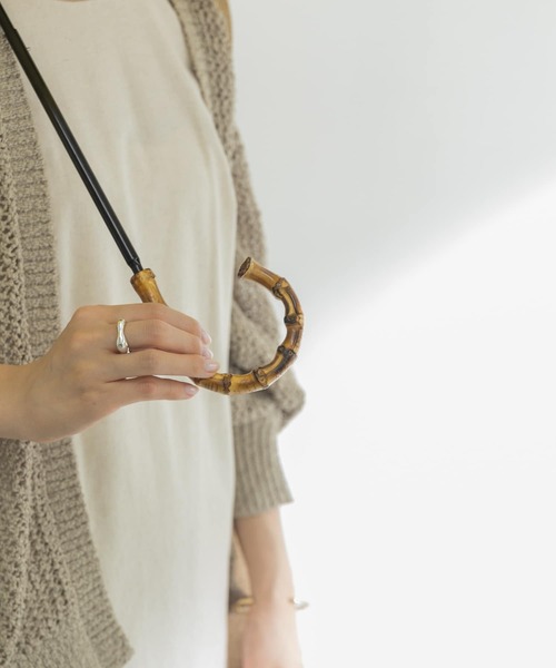 URBAN RESEARCH（アーバンリサーチ）の「『晴雨兼用・折り畳み式』バンブーコンパクトパラソル（長傘・レディース・イエロー/ドット/ブラック・-）」の8枚目の写真